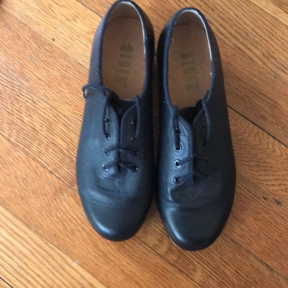 Bloch tap shoes